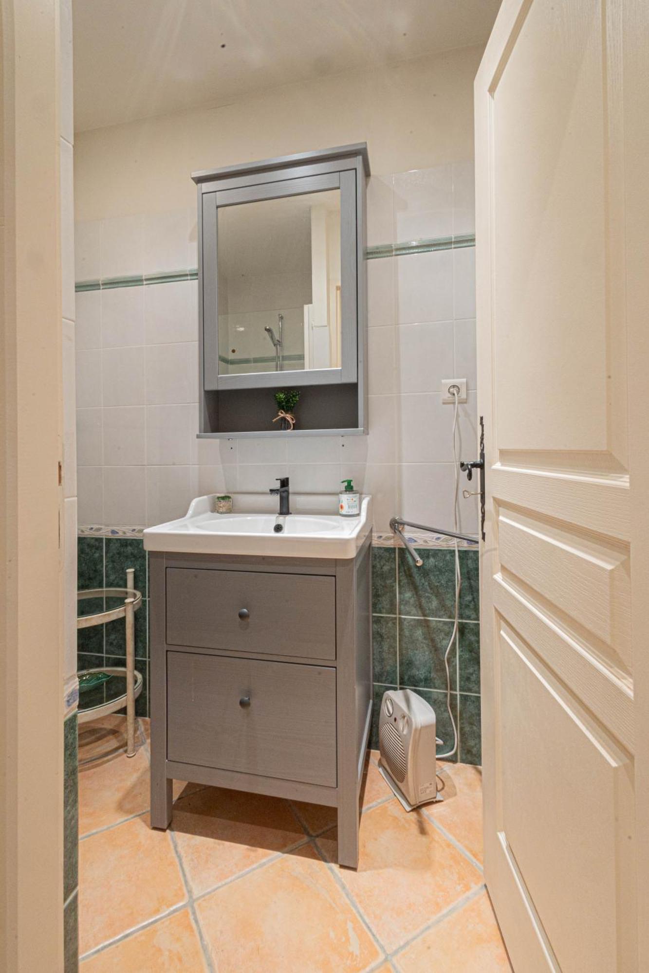Villa Les Mimosas - 3 Chambres D'Hotes Plassac  Екстериор снимка